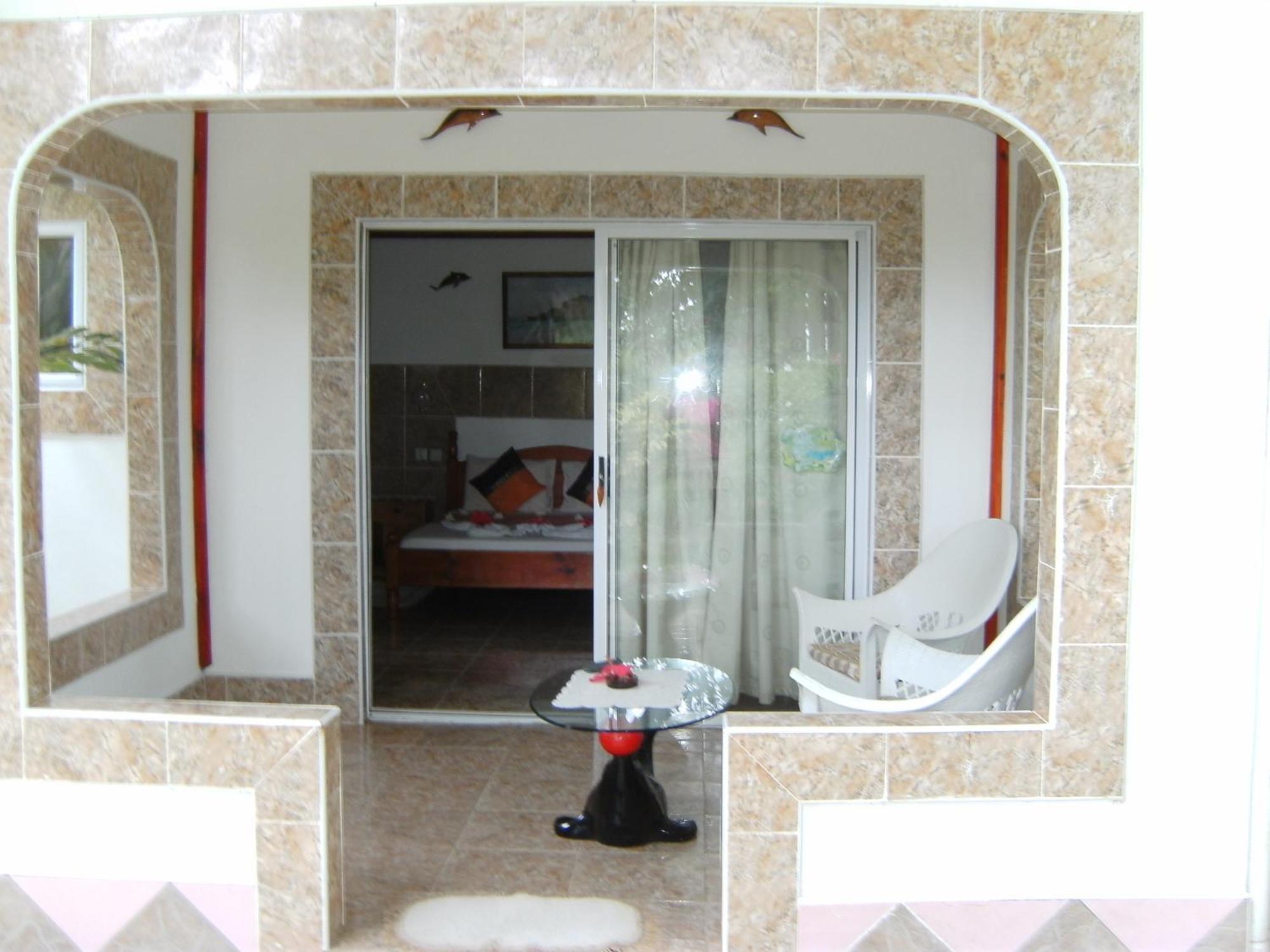 Rising Sun Guesthouse Ла-Диг Номер фото
